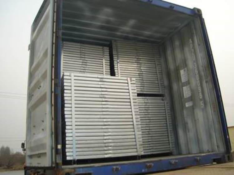 32_Sets_Steel_Reefer_Gantries_Supply_Hidd_Port_Bahrain_12_welded-grating-pallet-container