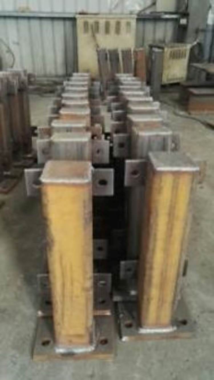 Oro Bridge Girder Frame works: Saddle stubs