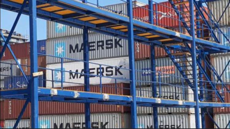 Refrigerated_Container_Reefer_Rack_Gantry_Yard_Steel_Structure_Connections_Manzanillo_Terminal_Panama_5