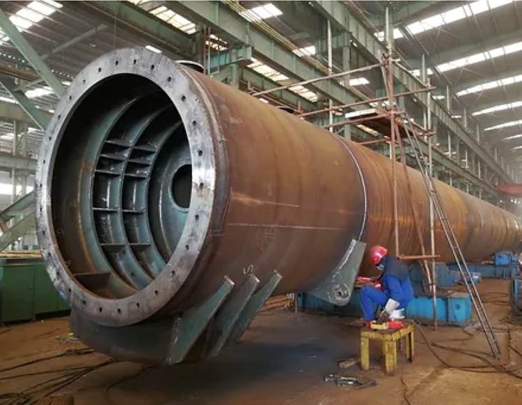 Why_Trust_ZHM_Huawu_Steel_in_your_Steel_Fabrication_Projects_05_dolphin-piles-fabrication